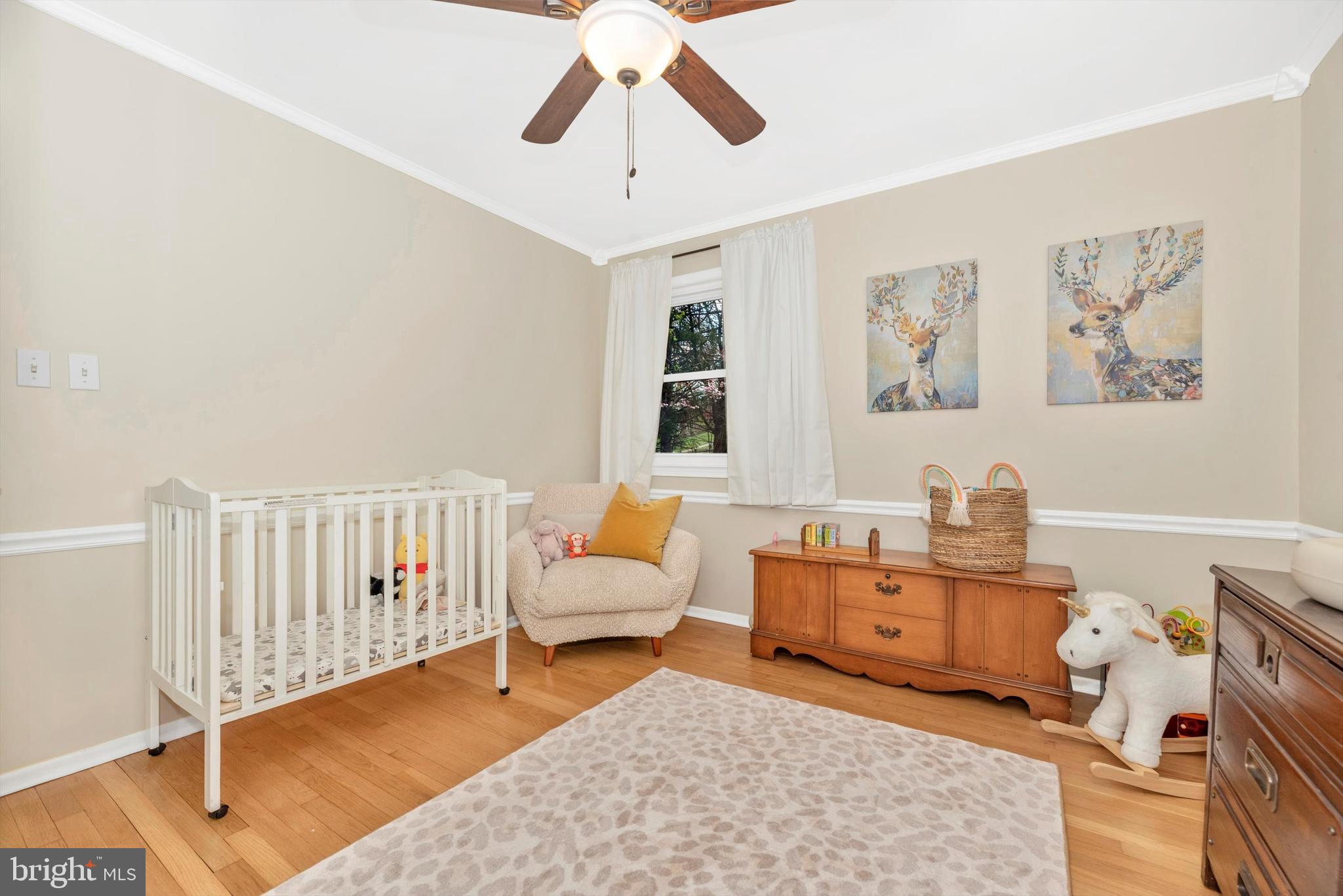 19605 Charline Manor Road Olney, MD 20832 - Photo 20 of 54 a living room with furniture