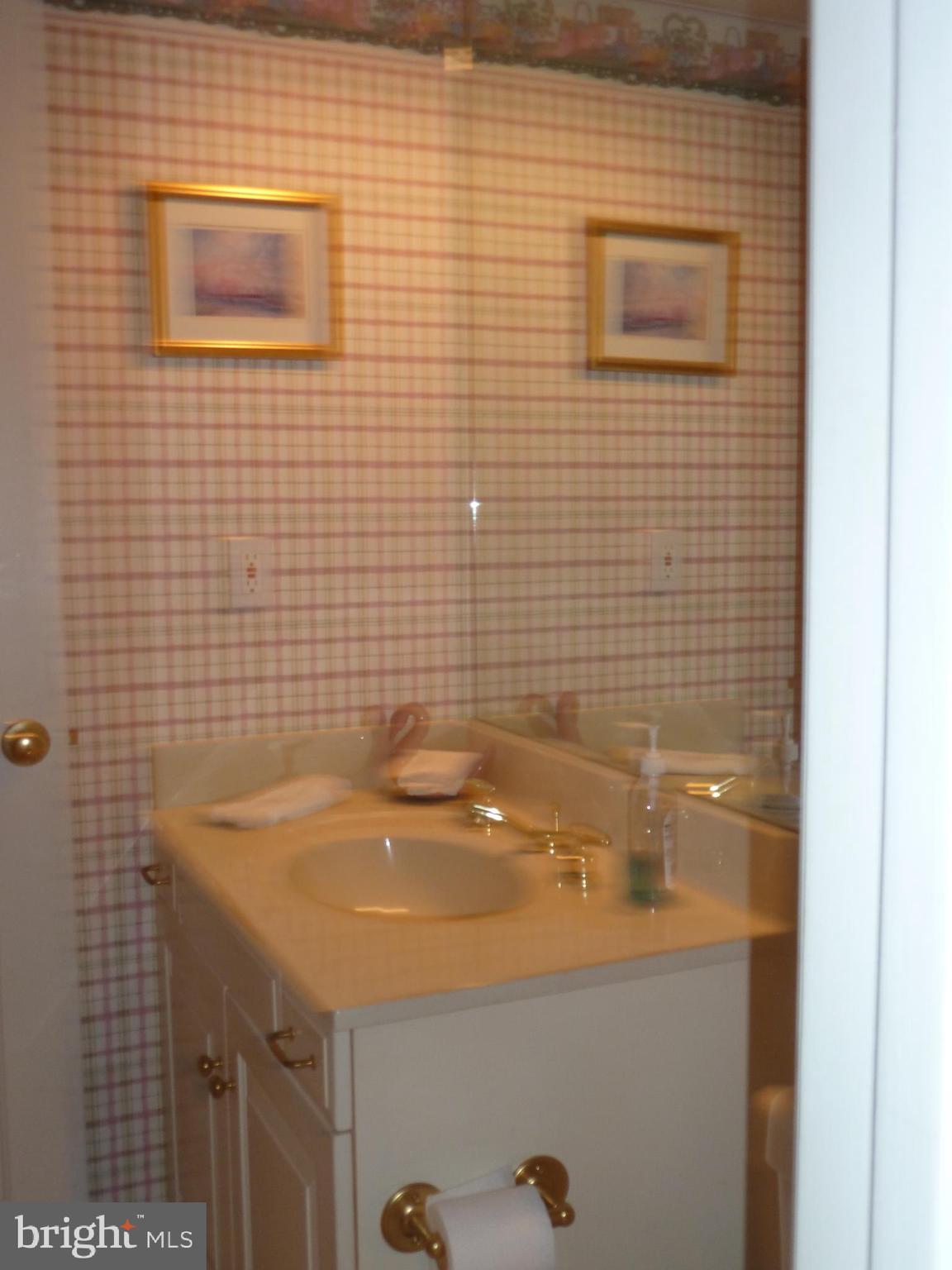 55 Devonshire Square Mechanicsburg, PA 17050 - Photo 15 of 31