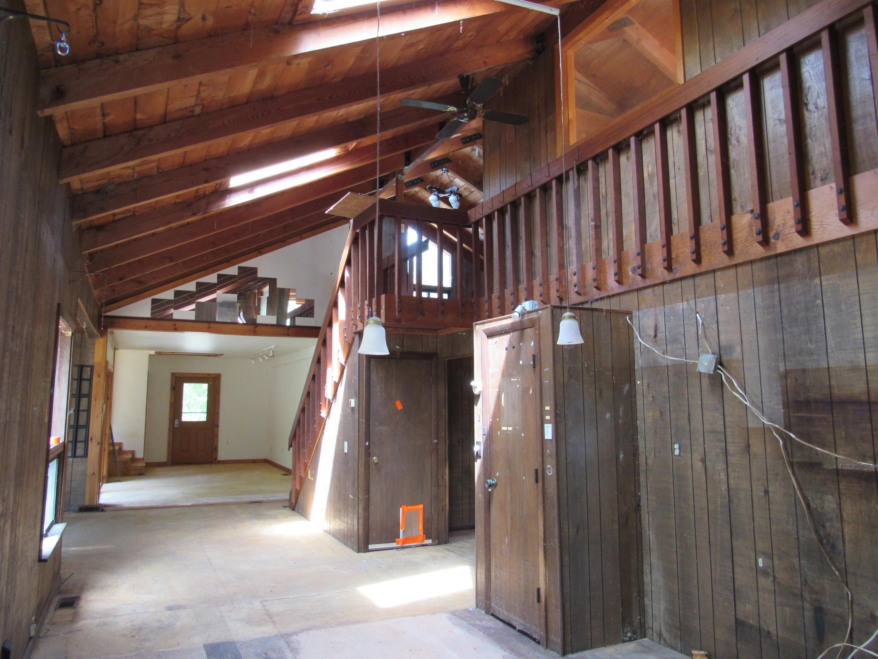 533 Pratt Bridge Road Jamaica, VT 05343 - Photo 16 of 34 Gallery Image 16
