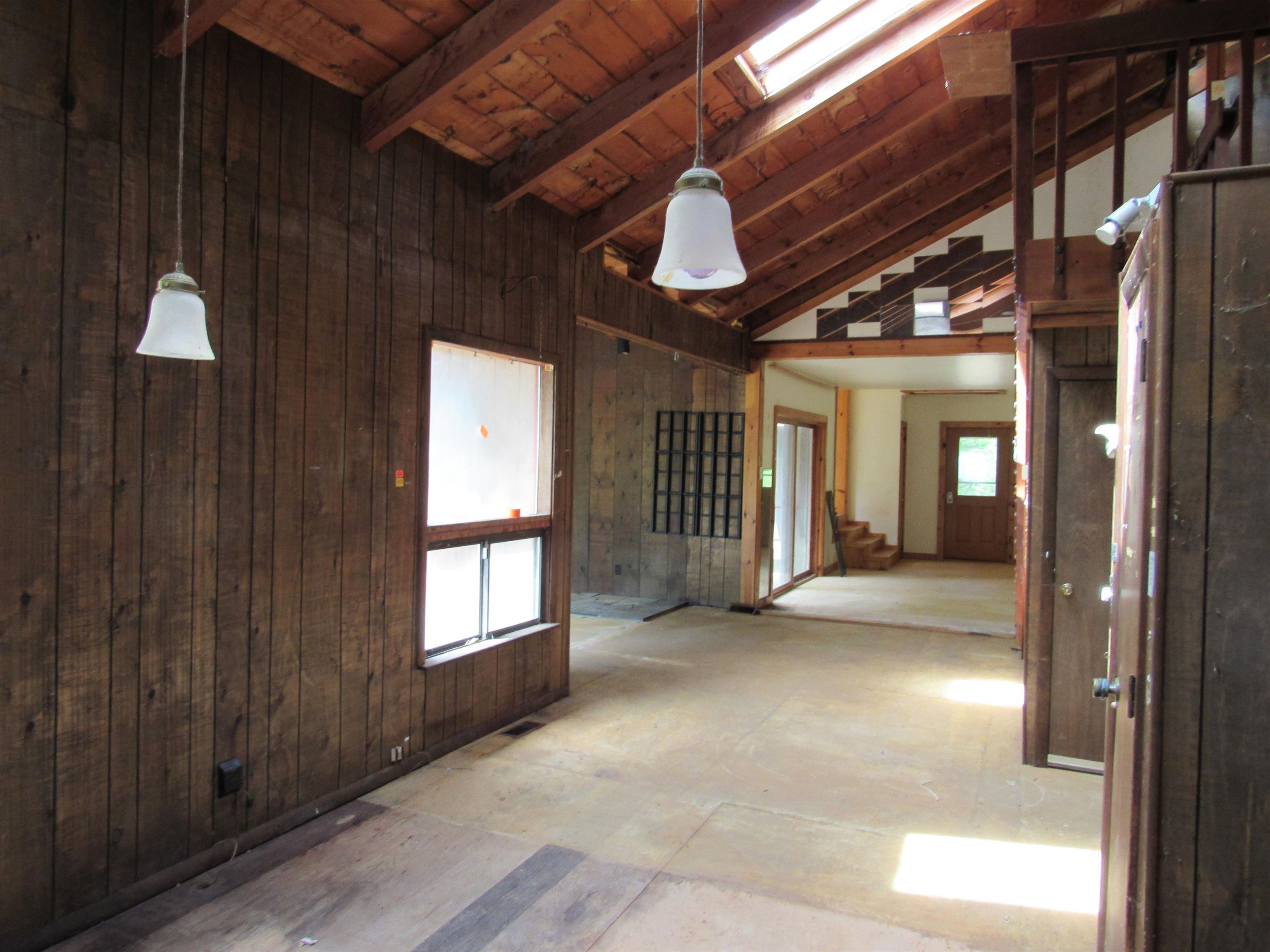 533 Pratt Bridge Road Jamaica, VT 05343 - Photo 17 of 34 Gallery Image 17