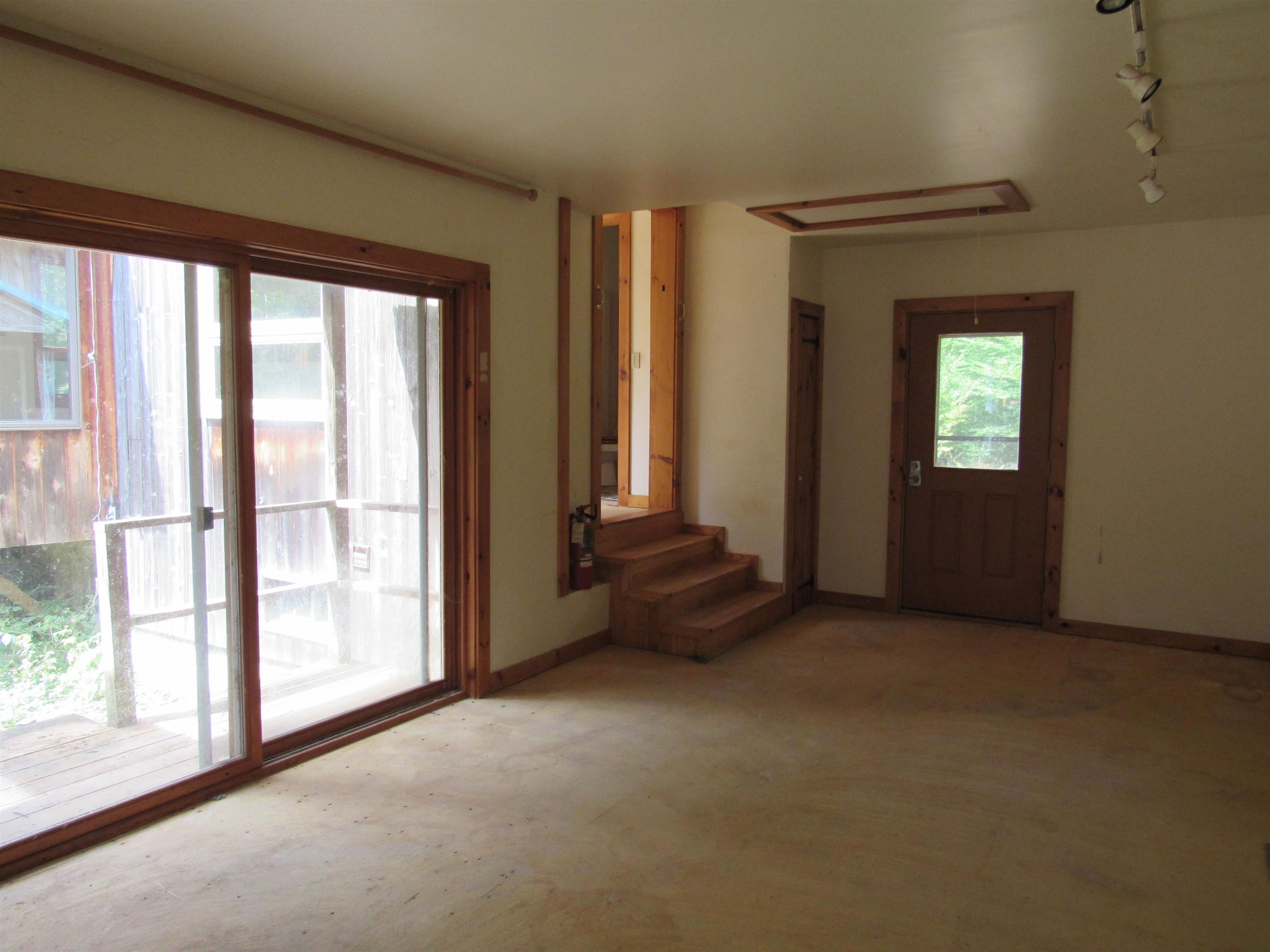 533 Pratt Bridge Road Jamaica, VT 05343 - Photo 22 of 34 Gallery Image 22