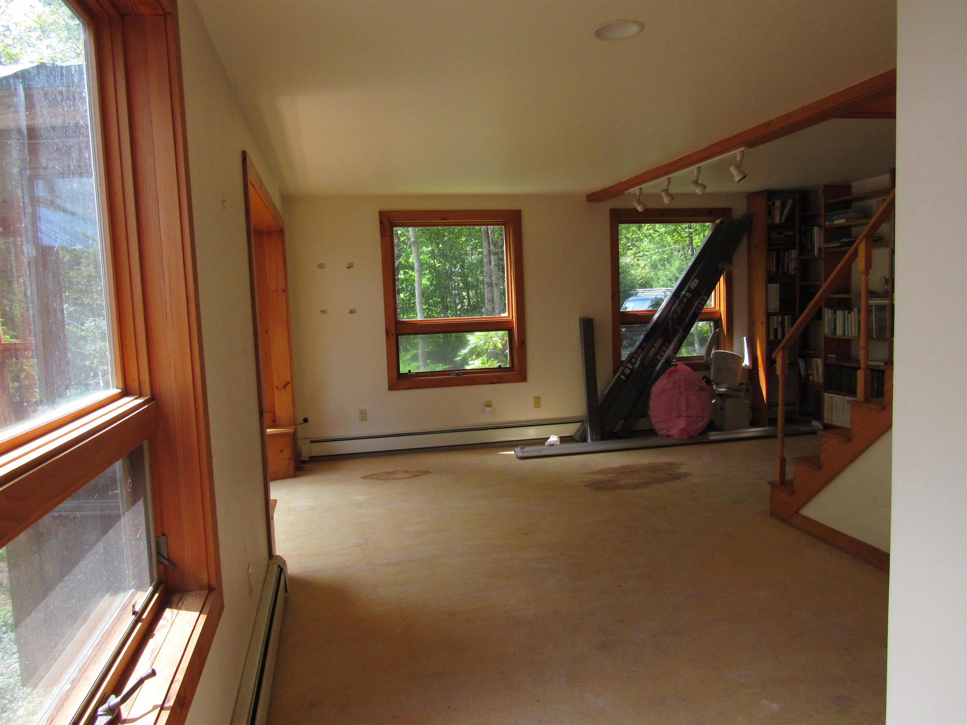 533 Pratt Bridge Road Jamaica, VT 05343 - Photo 7 of 34 Gallery Image 7