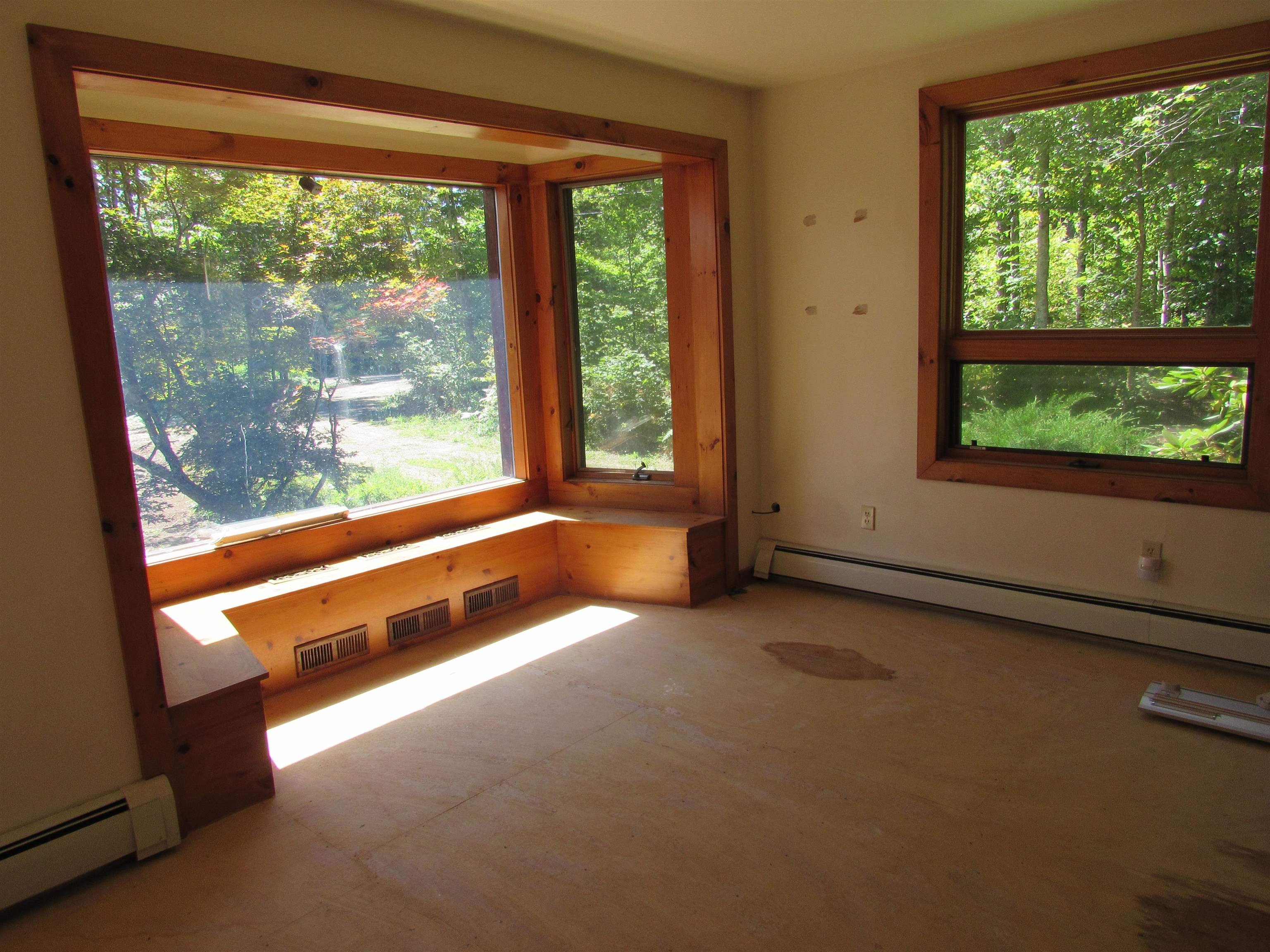 533 Pratt Bridge Road Jamaica, VT 05343 - Photo 8 of 34 Gallery Image 8