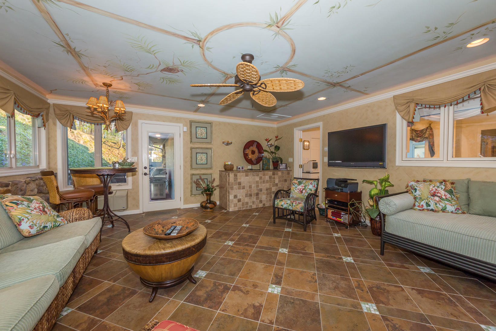 5384 Willow Spring Road Roanoke, VA 24018 - Photo 15 of 48 Four Season Room