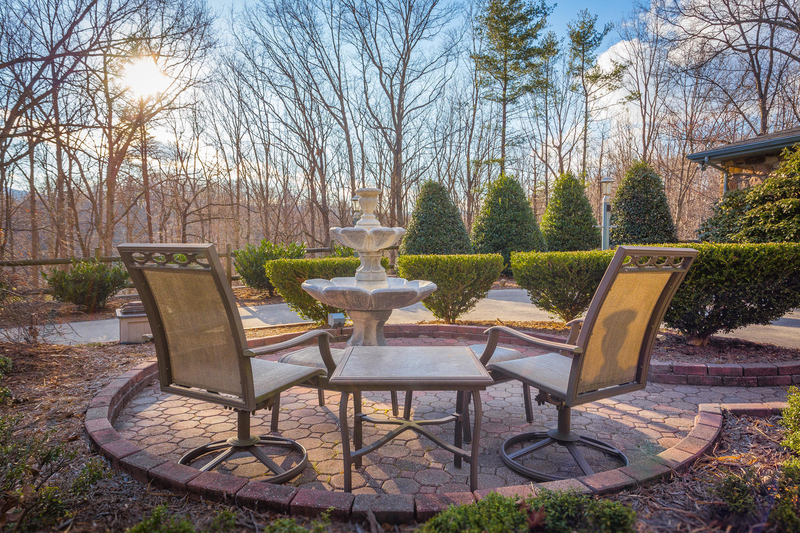 5384 Willow Spring Road Roanoke, VA 24018 - Photo 4 of 48 IMG_6204