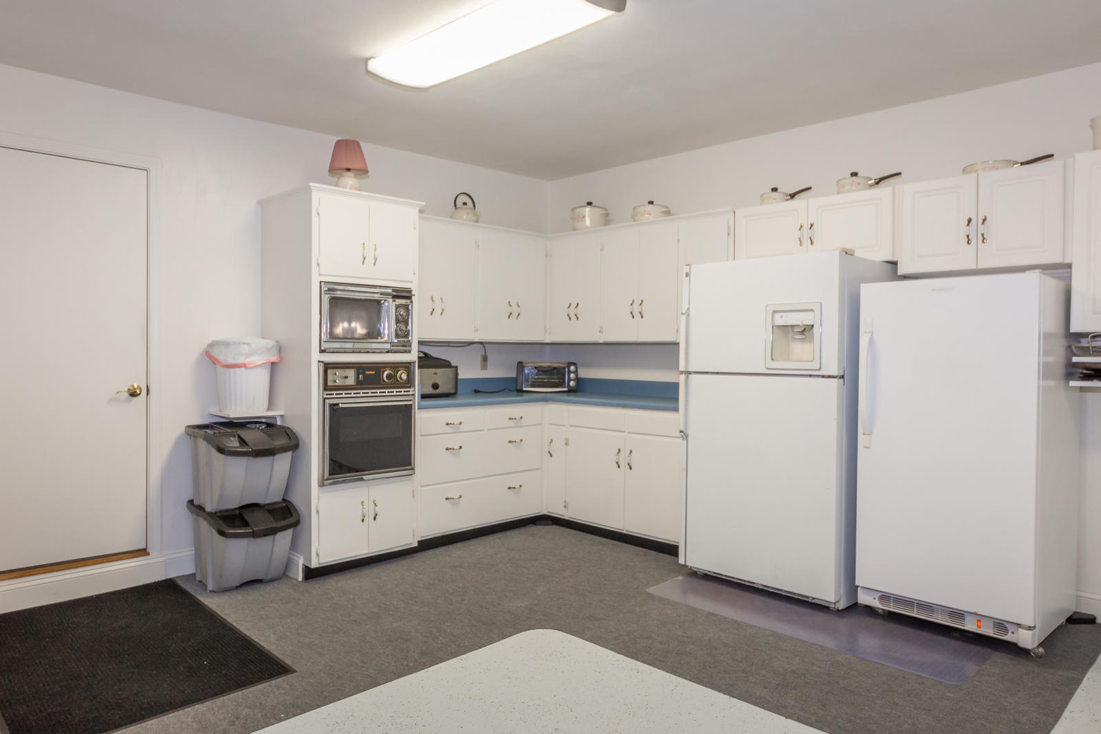 5384 Willow Spring Road Roanoke, VA 24018 - Photo 36 of 48 Attached Garage