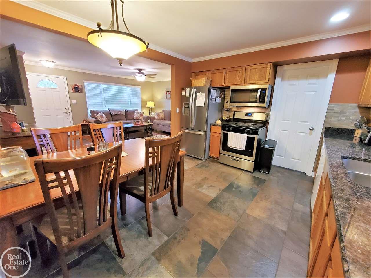 50710 Ryan Road Utica, MI 48317 - Photo 29 of 76