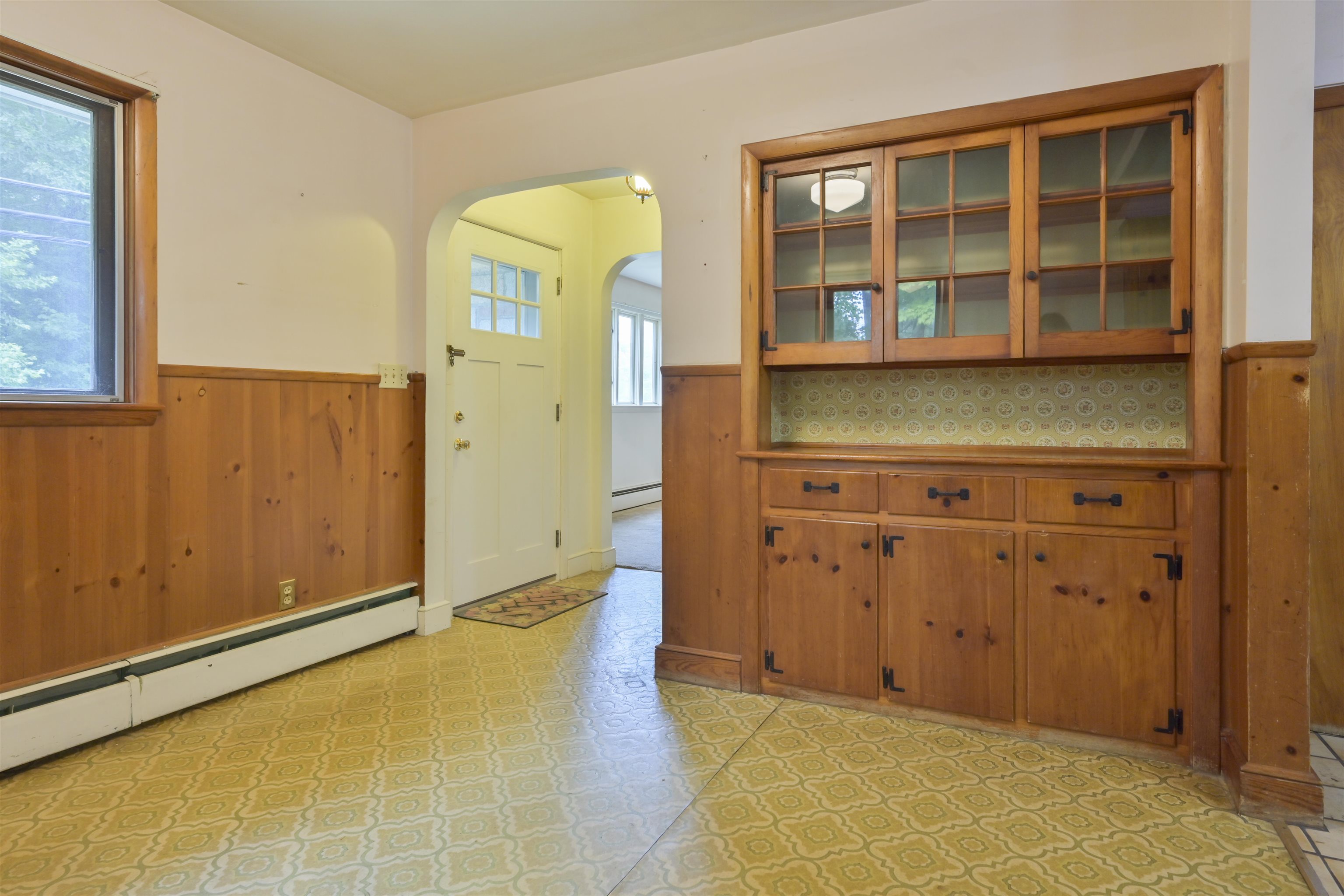 55 Epping Street Raymond, NH 03077 - Photo 8 of 50