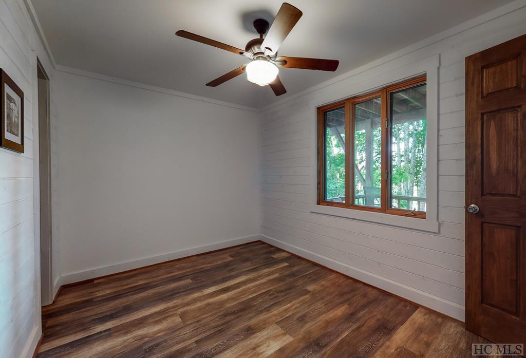 410 Rivard Road Glenville, NC 28736 - Photo 18 of 54 Gallery Image 18