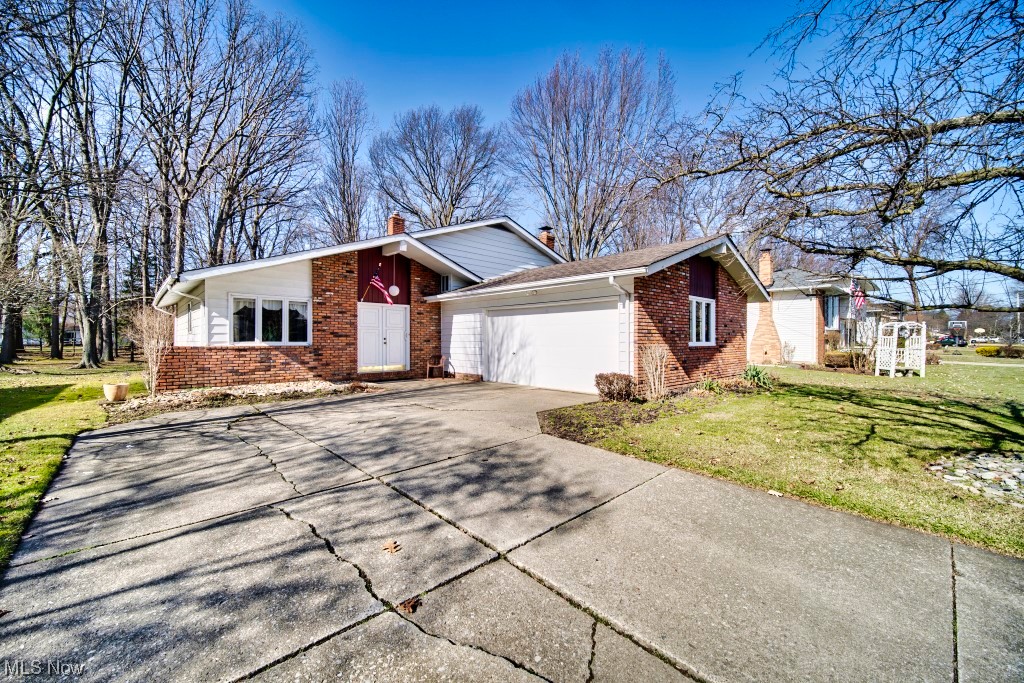 6046 Collins Road Mentor, OH 44060 - Photo 1 of 31 Welcome Home!!