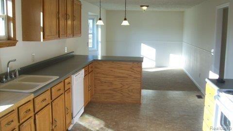 8336 Duffield Road Gaines, MI 48436 - Photo 3 of 14 Kitchen.jpg