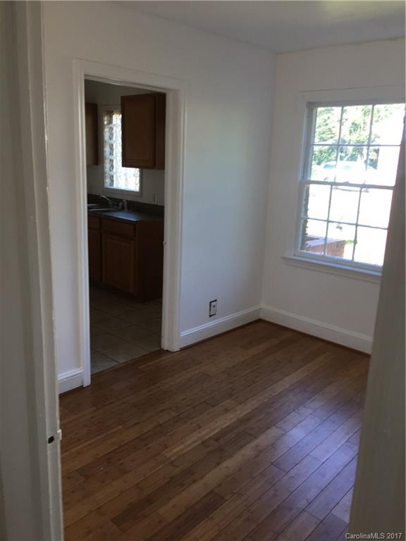 532 Bowman Road Charlotte, NC 28217 - Photo 6 of 10 Gallery Image 6