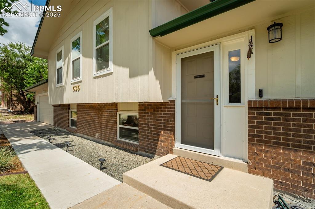 535 Silver Spring Circle Colorado Springs, CO 80919 - Photo 4 of 50 a view of house