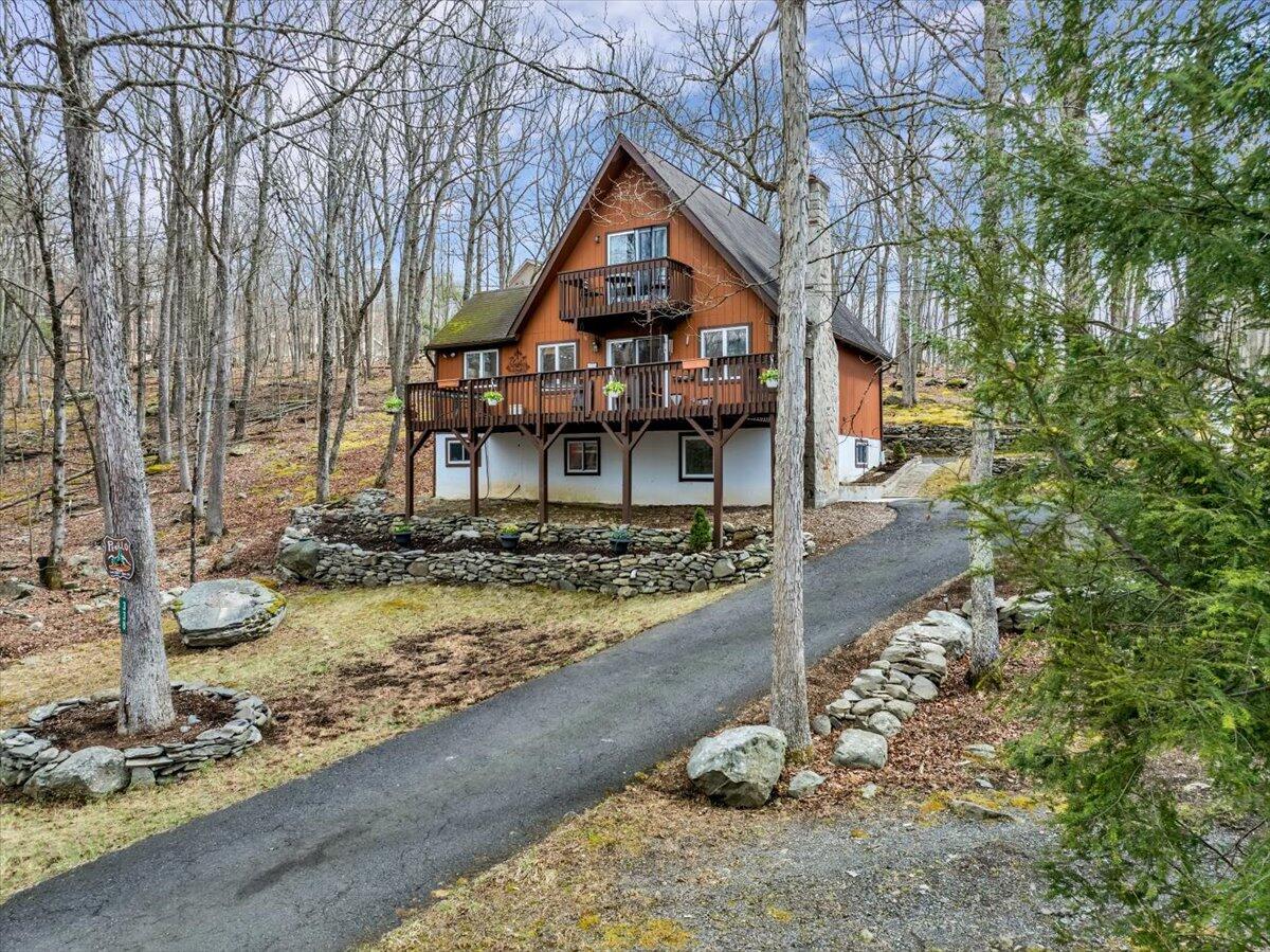 338 Canterbury Road Bushkill, PA 18324 - Photo 54 of 78 39-DJI_0764