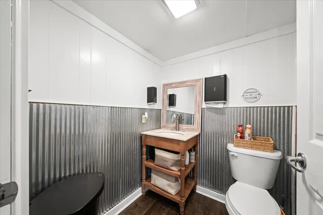 $364,929 | 104 North Main Street, Byrdstown, TN 38549