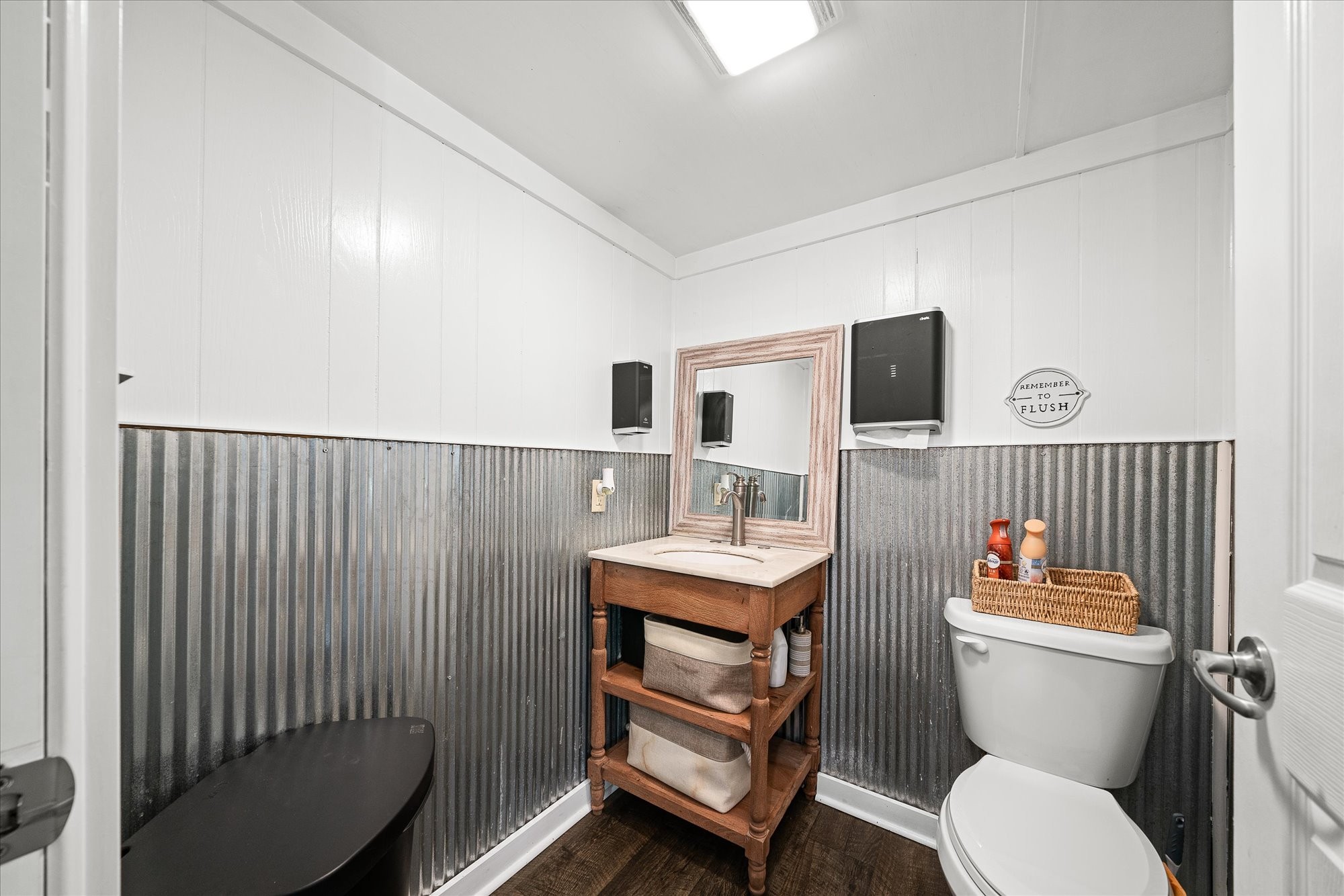 104 North Main Street Byrdstown, TN 38549 - Photo 16 of 33