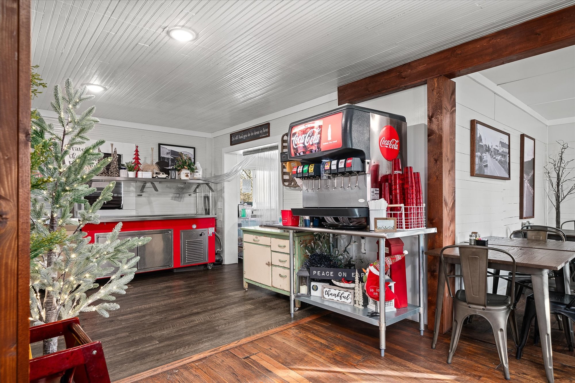 104 North Main Street Byrdstown, TN 38549 - Photo 9 of 33