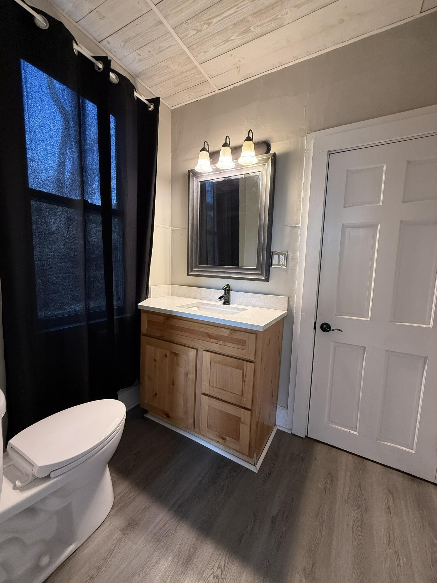 229 North Spring Street Logan, OH 43138 - Photo 8 of 14