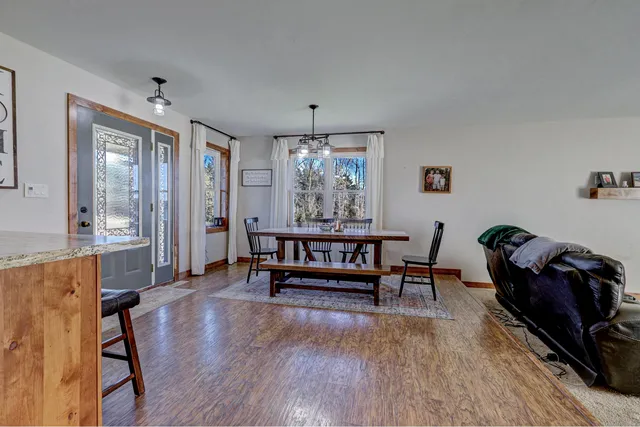 $670,000 | N2636 Sumac Road, Pulaski, WI 54162