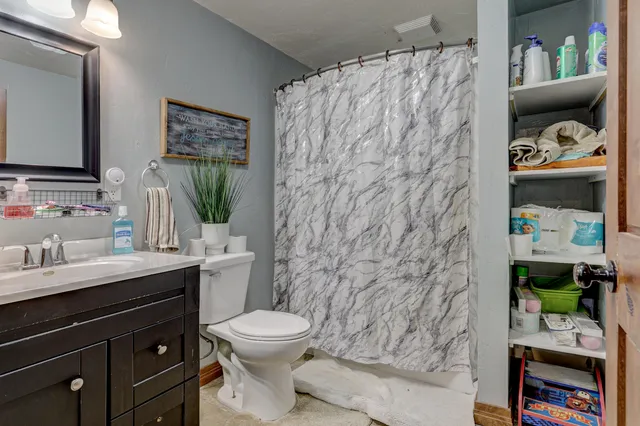 $670,000 | N2636 Sumac Road, Pulaski, WI 54162