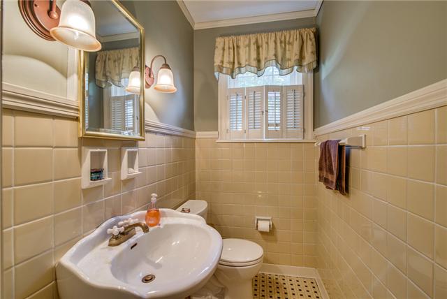 1215 Winding Way Road Nashville, TN 37216 - Photo 10 of 20 Gallery Image 10