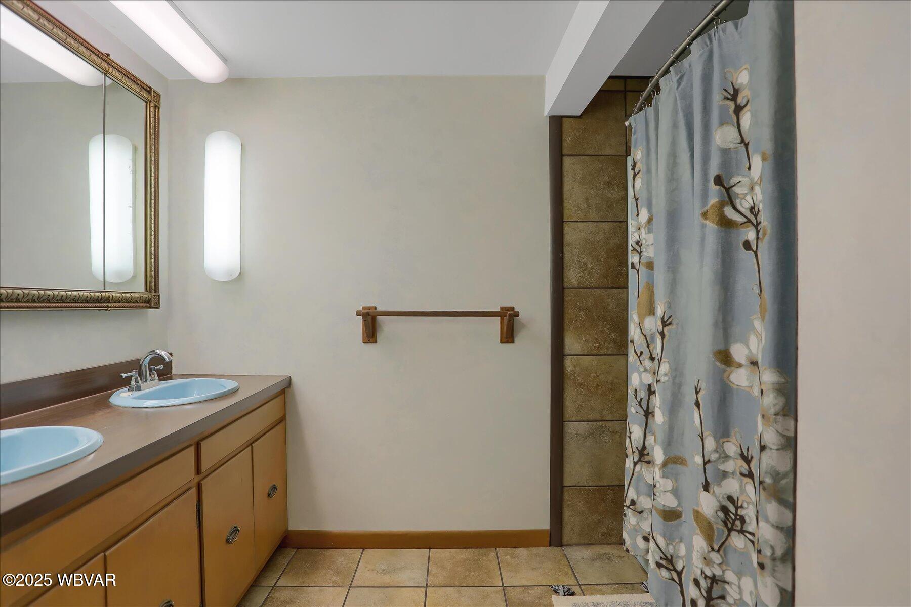 775 Red Lane Danville, PA 17821 - Photo 9 of 43 08-1U4A0256