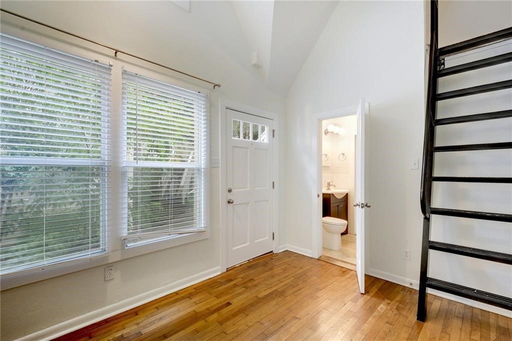 1110 West 22nd Street, Unit 13 Austin, TX 78705 - Photo 5 of 26