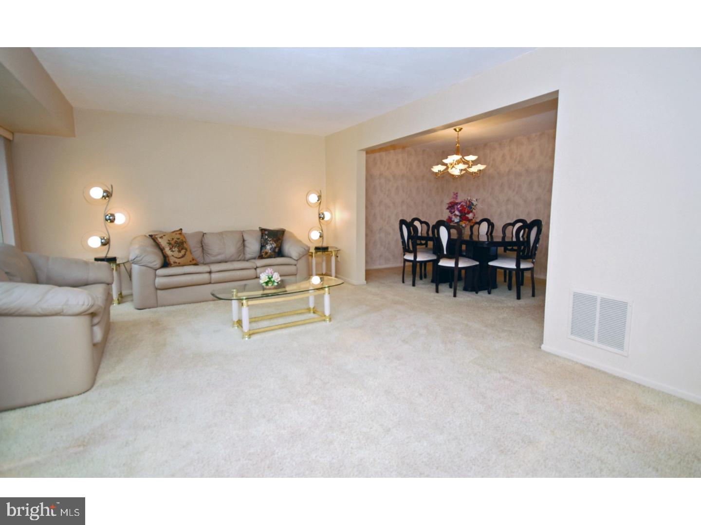555 Fairfield Road East Windsor, NJ 08520 - Photo 2 of 18 Gallery Image 2