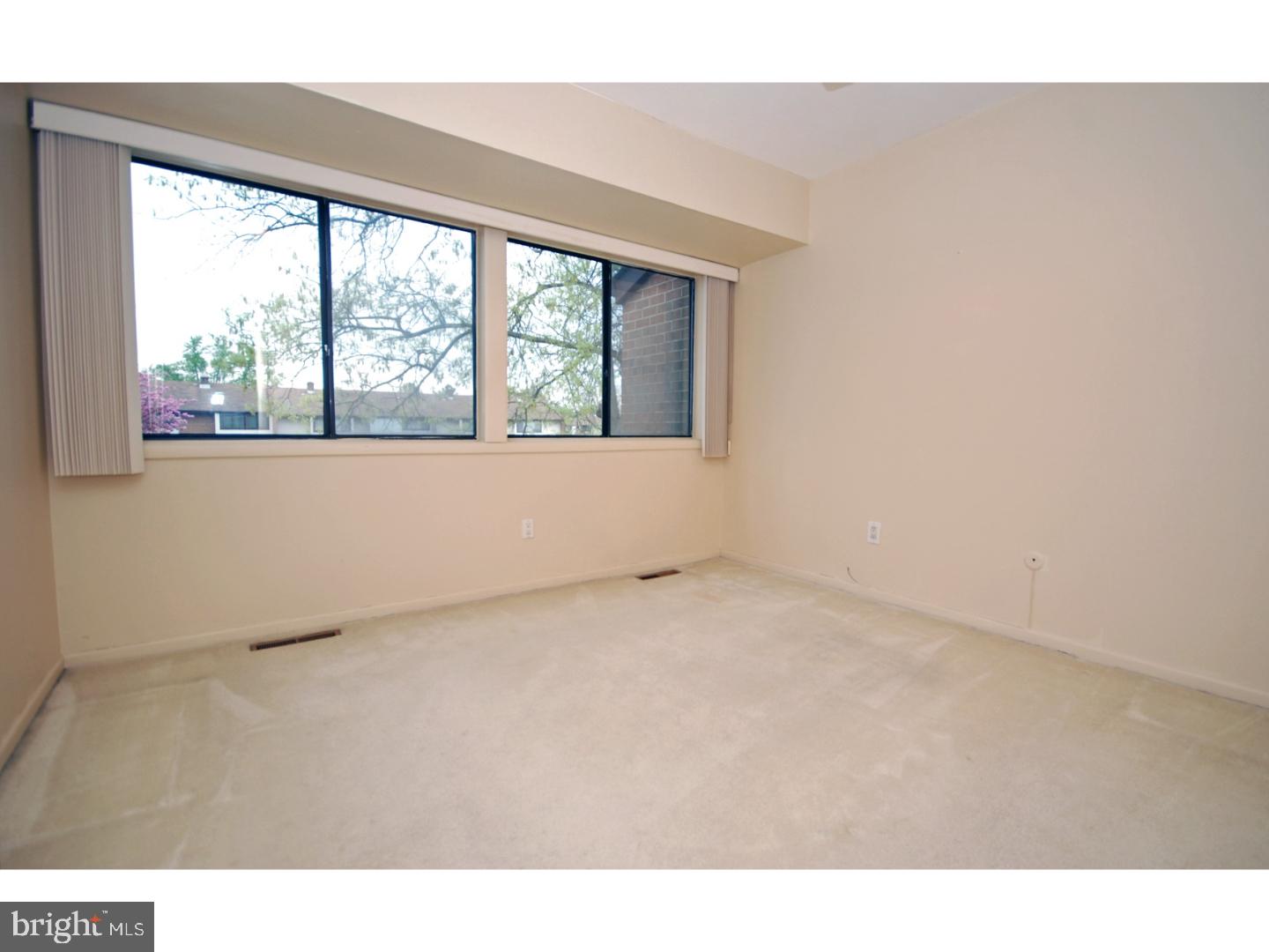 555 Fairfield Road East Windsor, NJ 08520 - Photo 12 of 18 Gallery Image 12