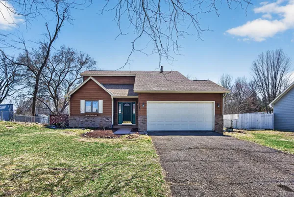 $360,000 | 1940 Windjammer Drive, Woodbury, MN 55125