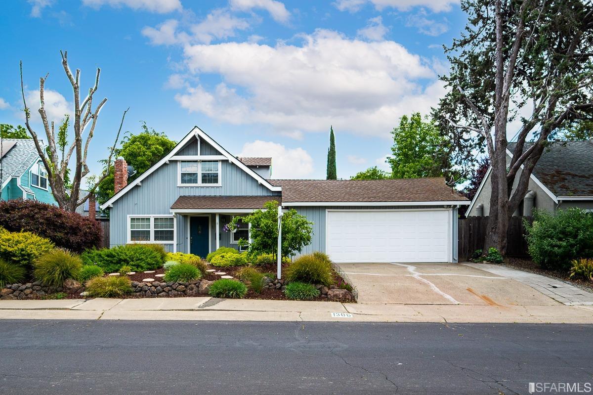 1306 Cape Cod Way Concord, CA 94521 - Photo 2 of 32