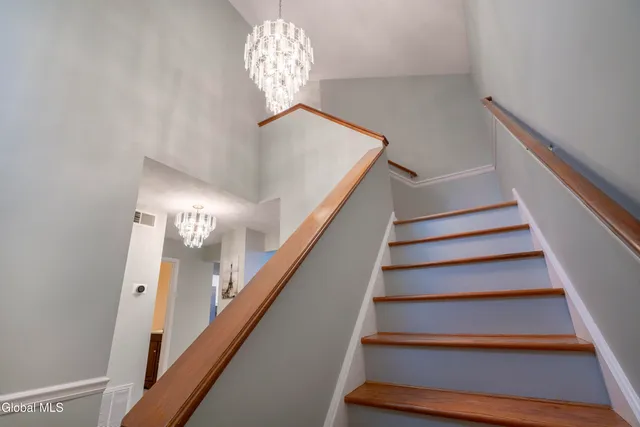 $2,100 | 4 Tompion Lane, Saratoga Springs, NY 12866