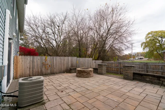 $2,100 | 4 Tompion Lane, Saratoga Springs, NY 12866