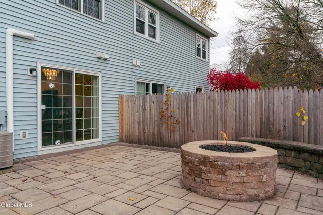 $2,100 | 4 Tompion Lane, Saratoga Springs, NY 12866