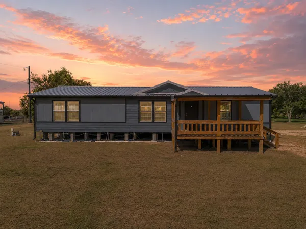 $349,000 | 882 County Road 404, Bay City, TX 77414