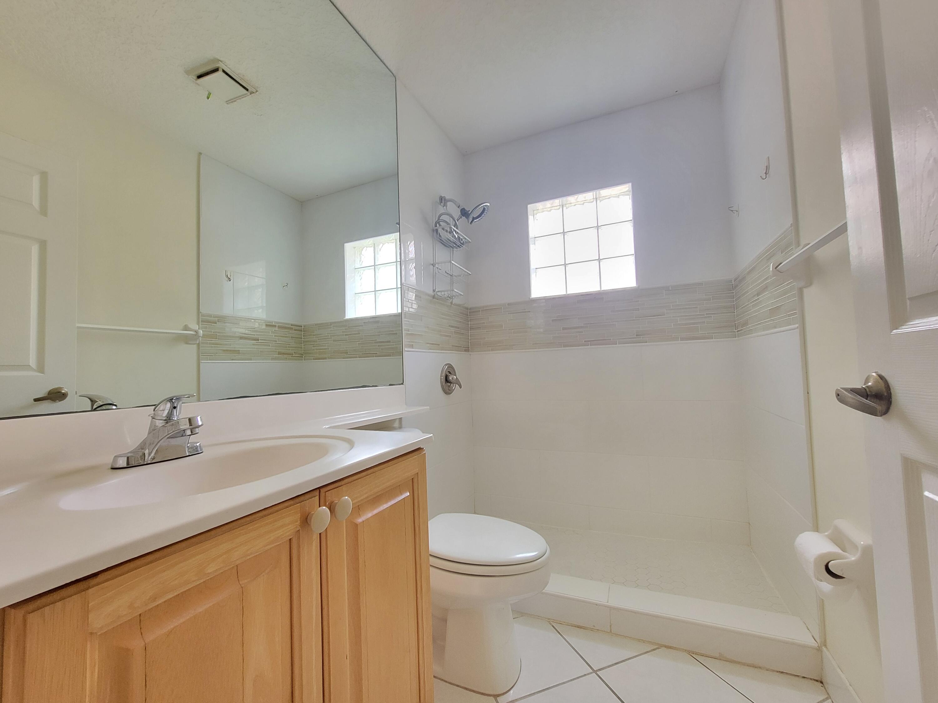 3041 Casa Rio Court Riviera Beach, FL 33418 - Photo 18 of 37 20240516_111422
