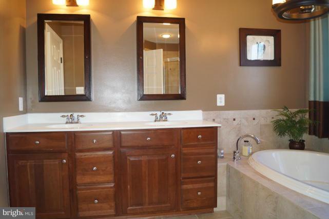 1515 Rutland Way Hanover, MD 21076 - Photo 12 of 24 Bath (Master)