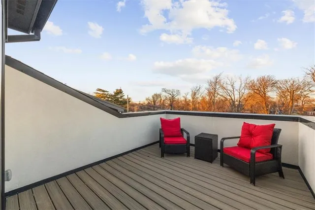 $999,999 | 2907-2911 Forest Avenue, Kansas City, MO 64109