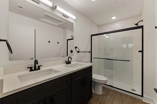 $999,999 | 2907-2911 Forest Avenue, Kansas City, MO 64109