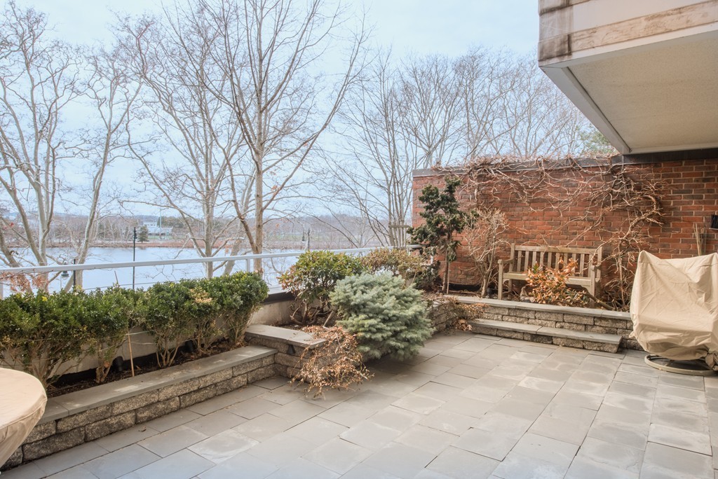 975 Memorial Drive, Unit 211 Cambridge, MA 02138 - Photo 6 of 14