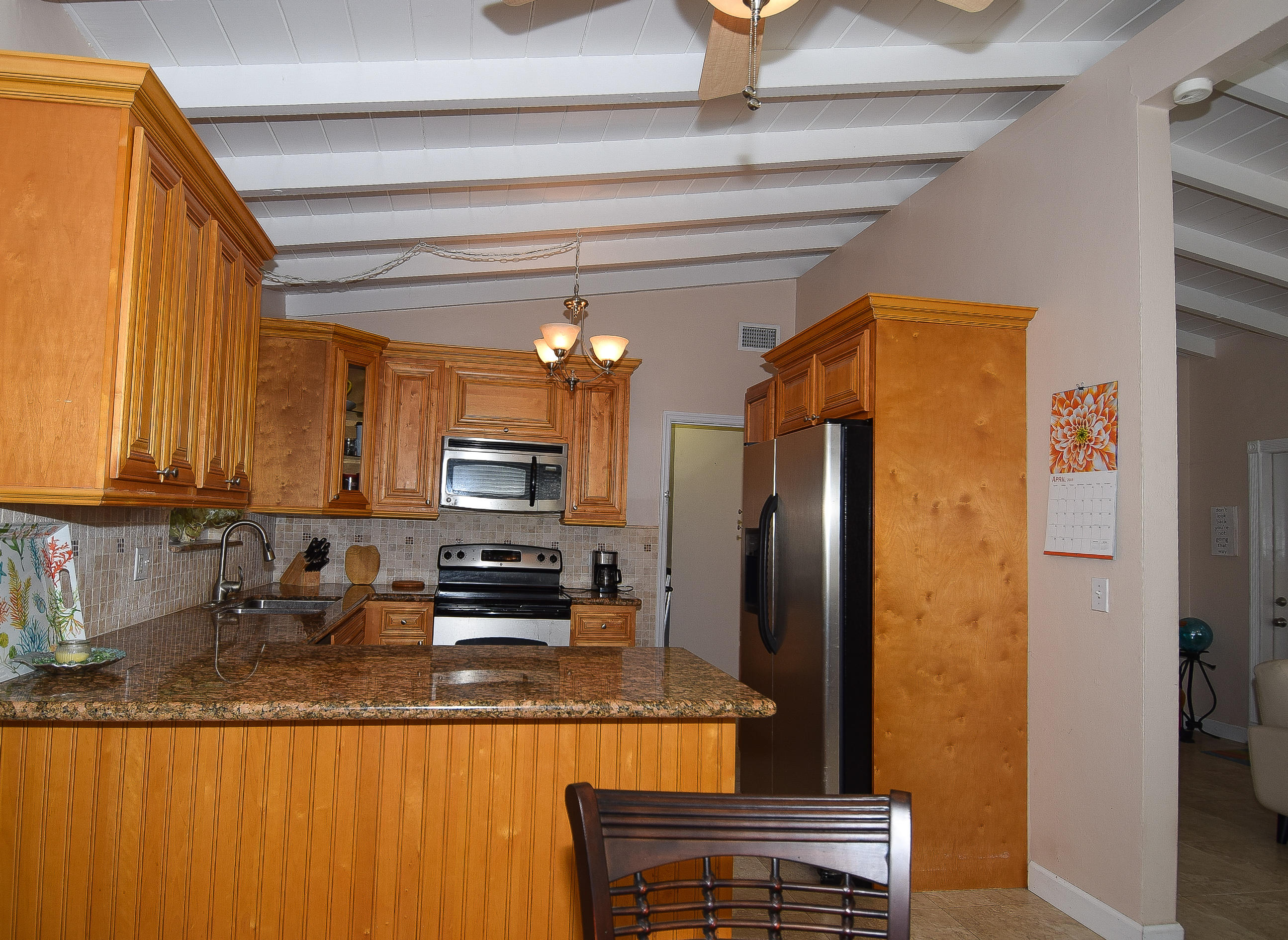 7 North End Road Key Largo, FL 33037 - Photo 3 of 46 3