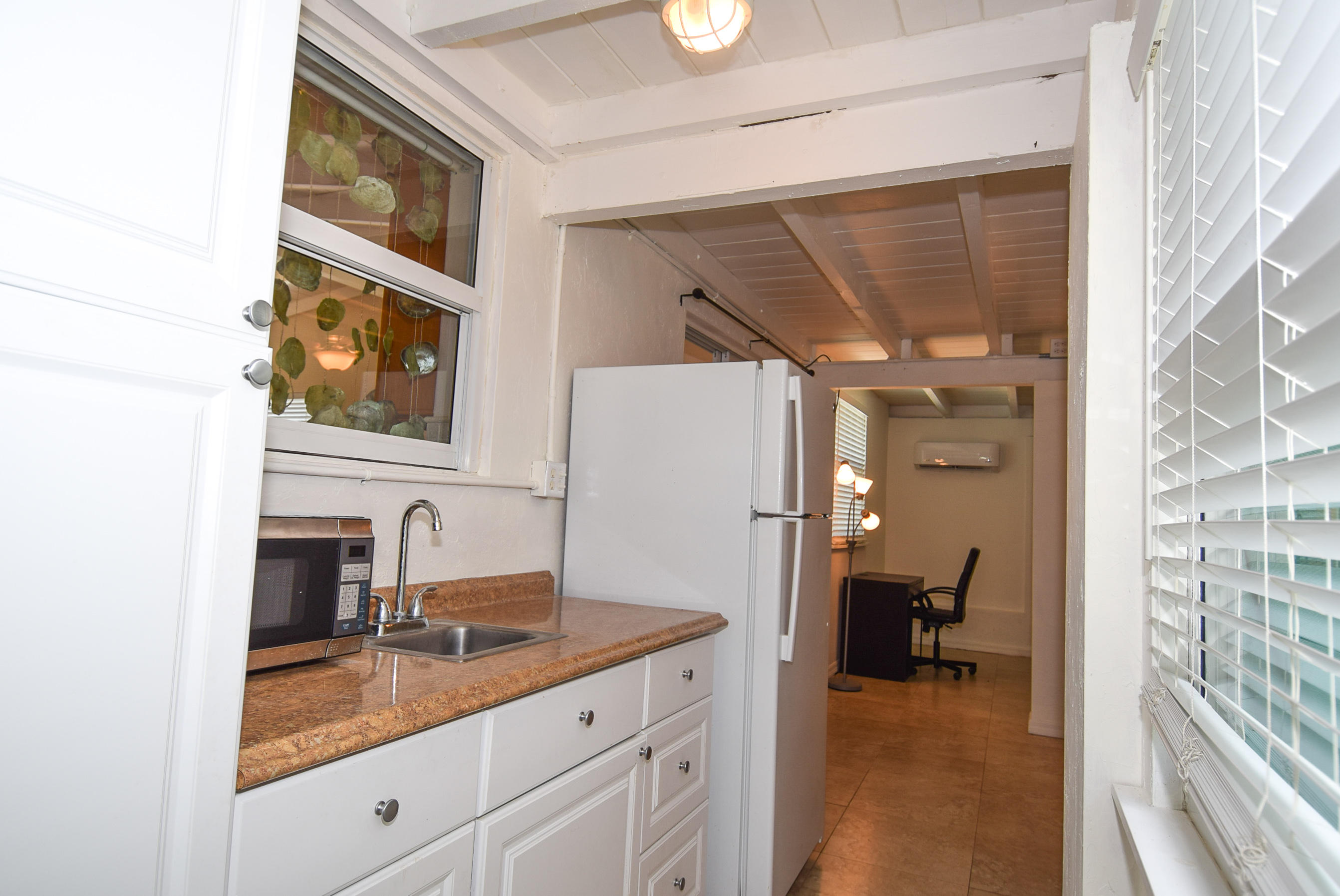 7 North End Road Key Largo, FL 33037 - Photo 25 of 46 25