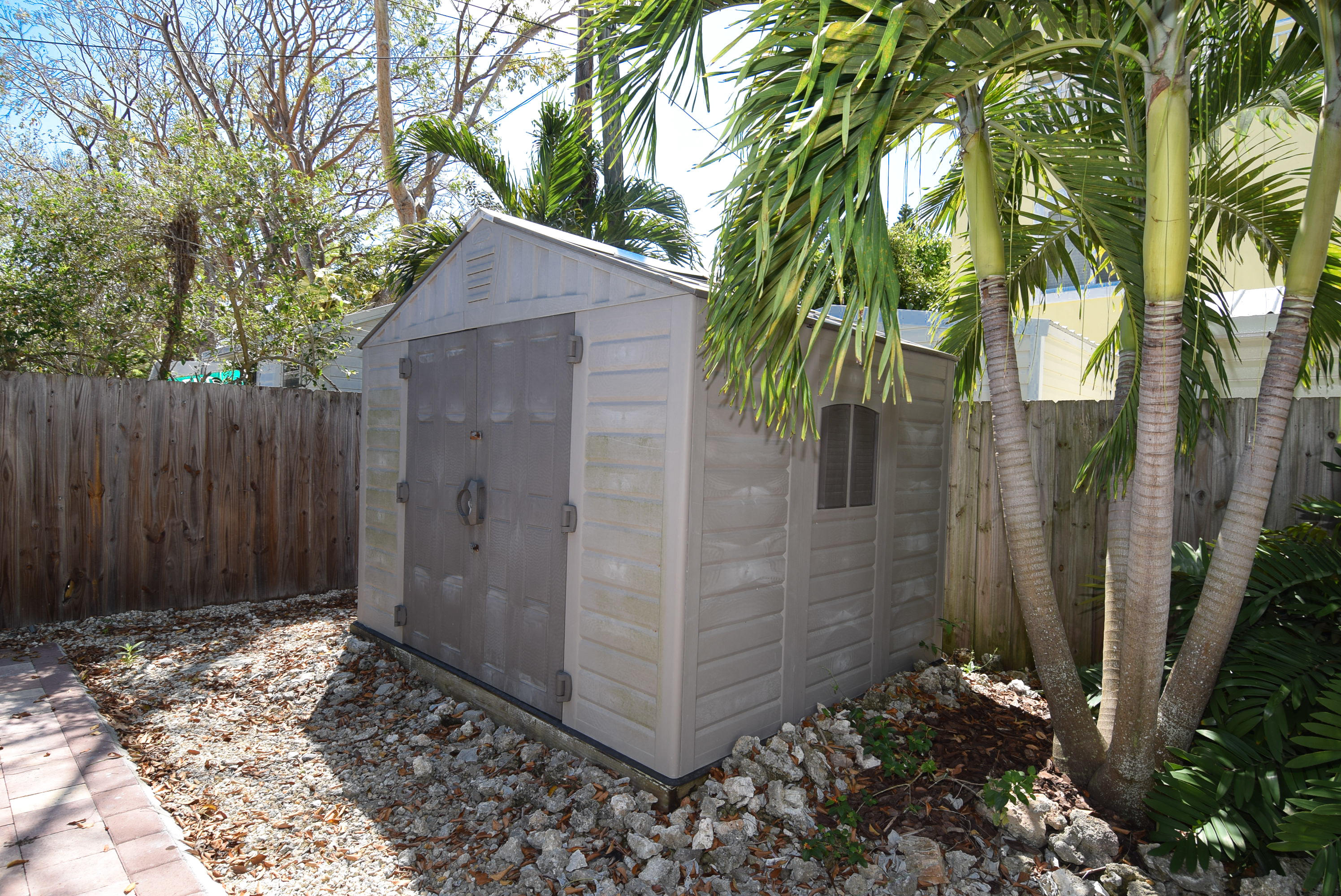 7 North End Road Key Largo, FL 33037 - Photo 31 of 46 31
