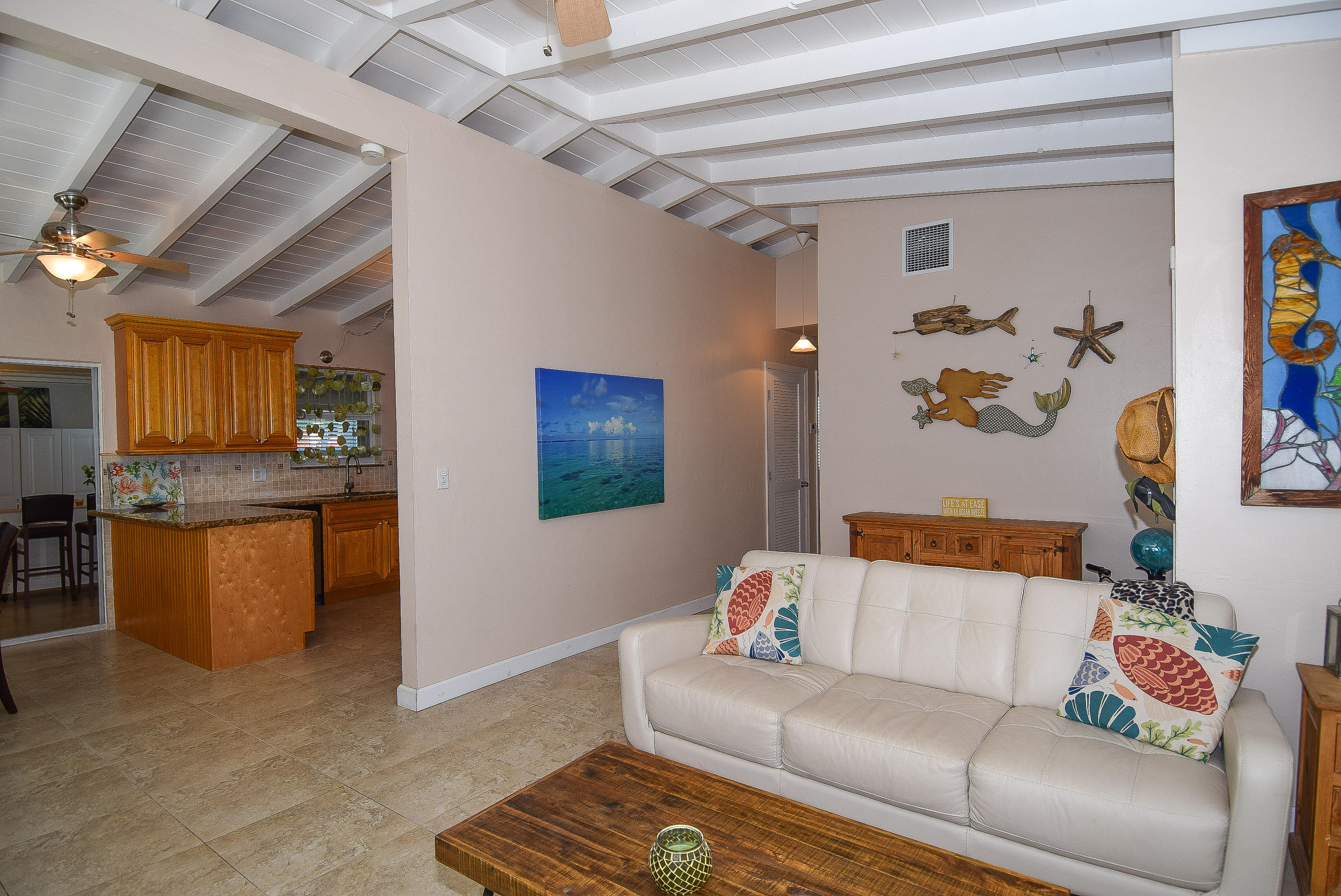 7 North End Road Key Largo, FL 33037 - Photo 8 of 46 8