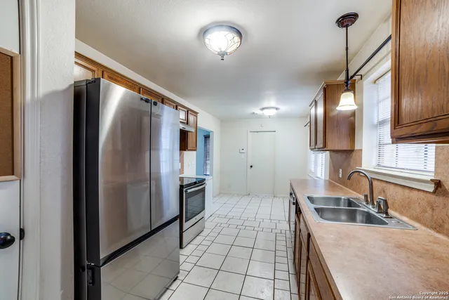 $2,995 | 14911 Tamaron Pass, San Antonio, TX 78253