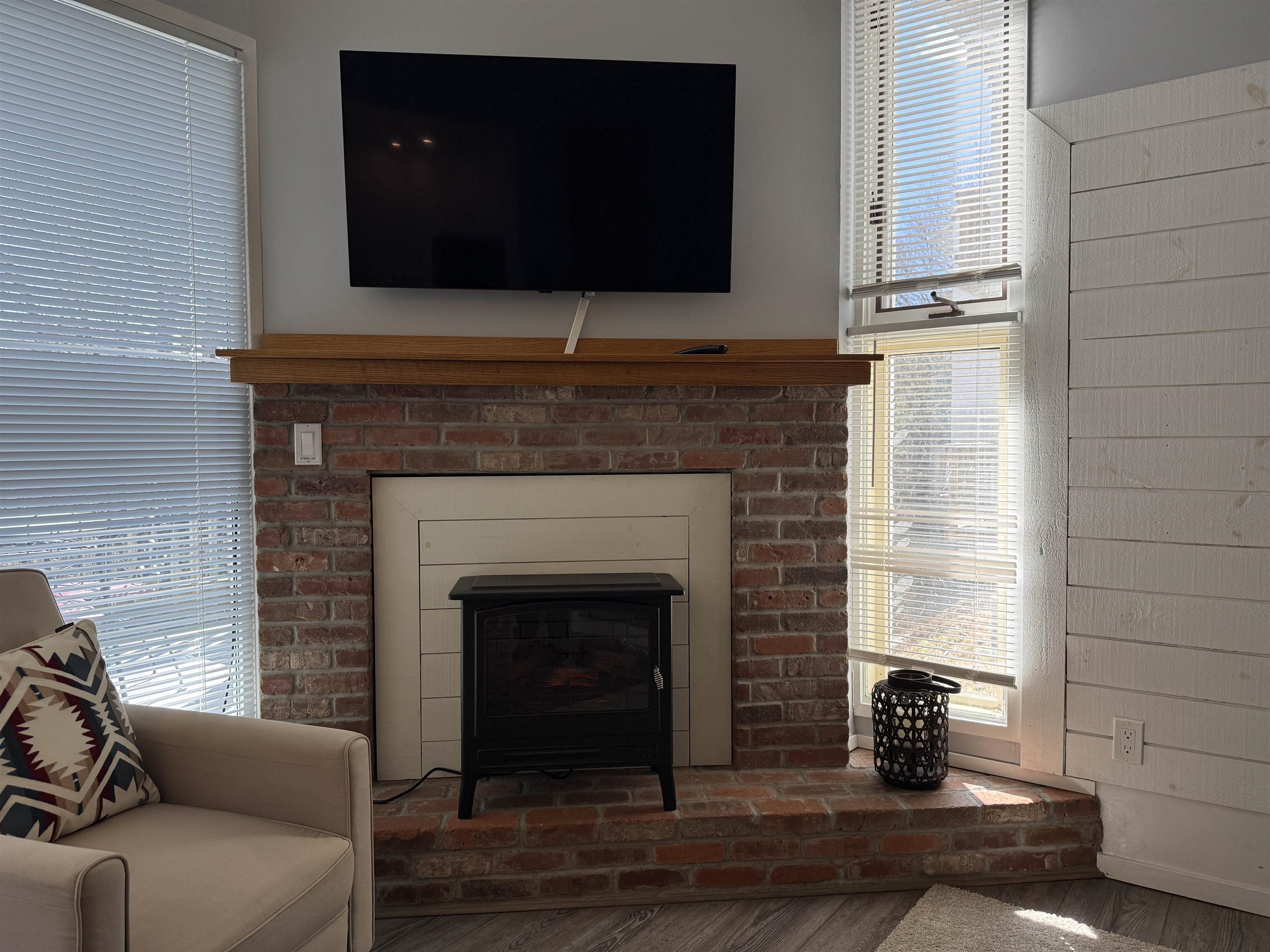 42 Lower Phase Road, Unit 10 Warren, VT 05674 - Photo 7 of 41