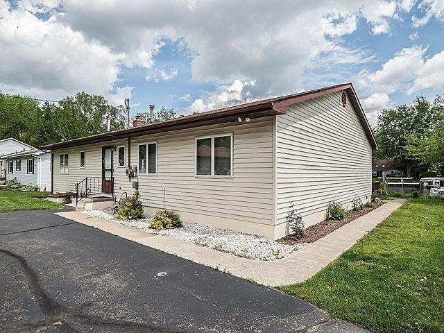 10833 Wynns Road Pinckney, MI 48169 - Photo 3 of 33 Photo 3