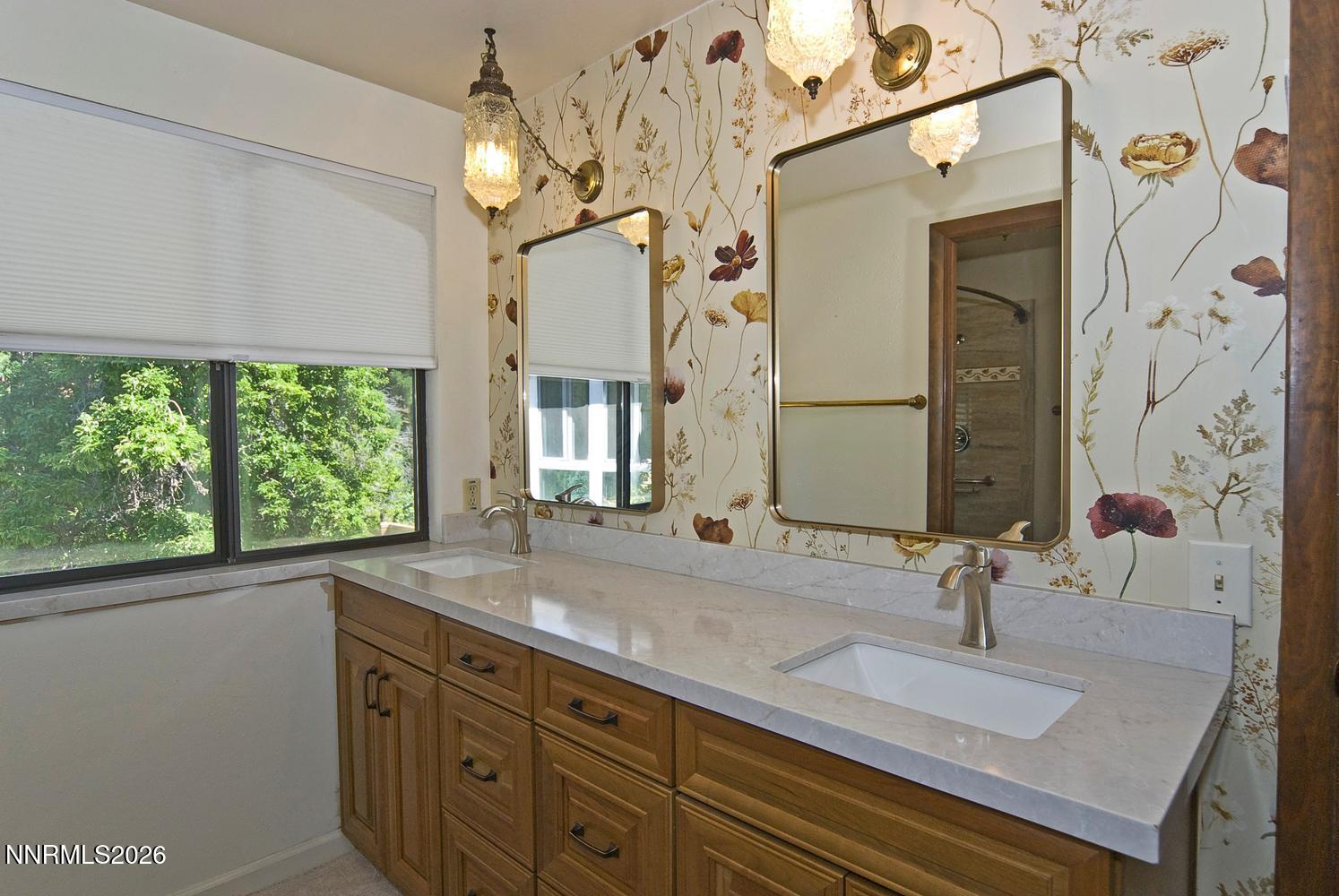 3185 Corey Drive Reno, NV 89509 - Photo 25 of 46 047-042-Primary Bathroom-1494x1000