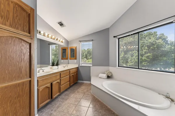 $689,888 | 1992 Bayberry Court, Tracy, CA 95376