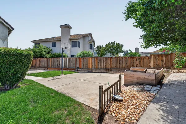 $689,888 | 1992 Bayberry Court, Tracy, CA 95376